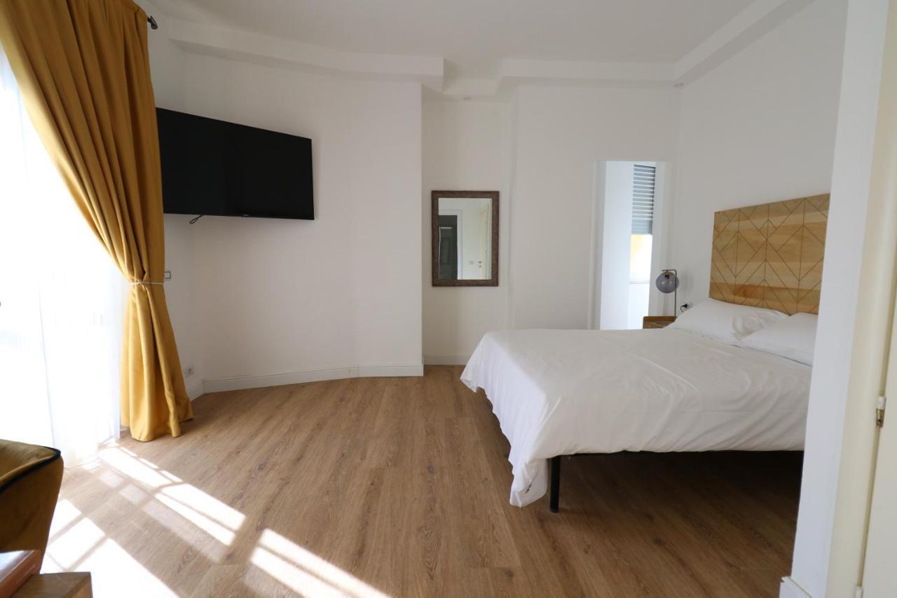 Domino Hotel Турин Экстерьер фото